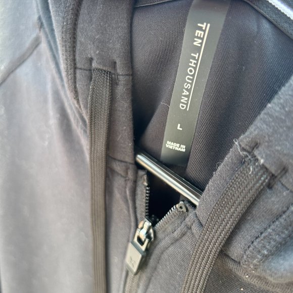 Brian Mazza x Ten Thousand midweight tech hoodie - Picture 6 of 6